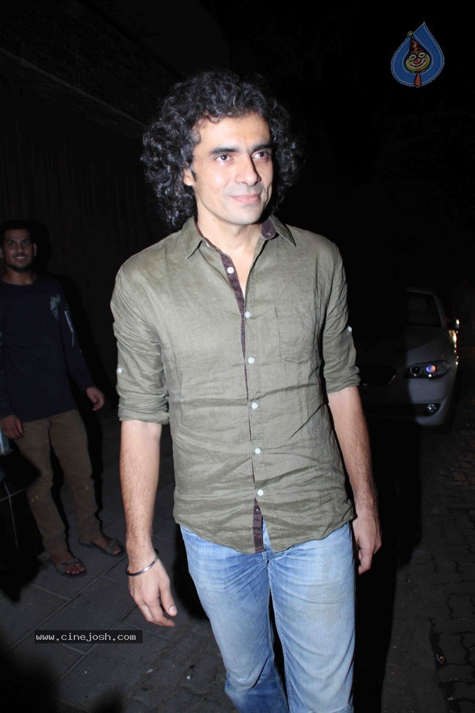 Aamir Khan Hosted Diwali 2014 Party - 44 / 57 photos