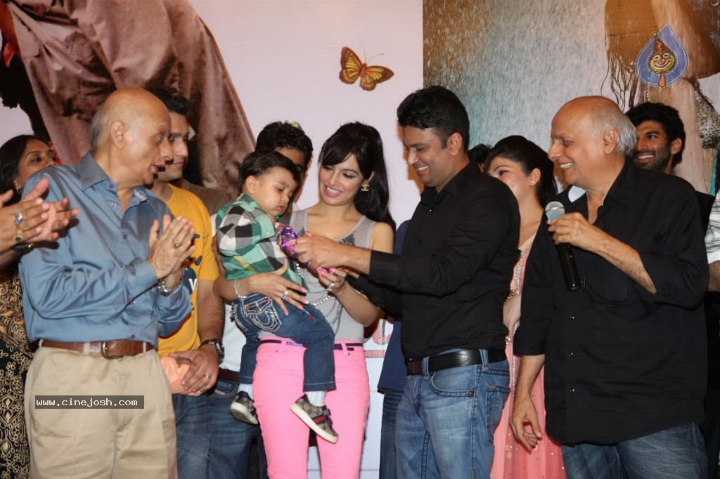 Aashiqui 2 First Look Launch - 58 / 75 photos