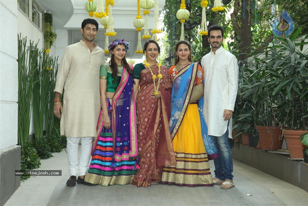 Ahana Deol Mehendi Function - 5 / 51 photos