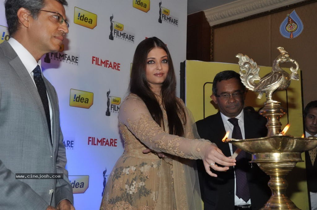 Aishwarya Rai at 58th Idea Filmfare Awards Press Meet - 71 / 75 photos