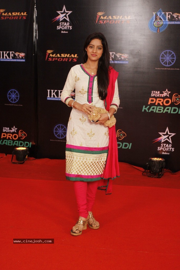 Aishwaryarai at Pro Kabaddi League Finals  - 35 / 40 photos