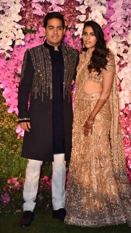 Akash Ambani And Shloka Mehta Reception Photos - 23 / 75 photos