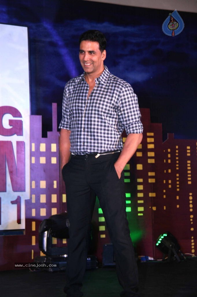 Akshay Kumar at Society Interior Awards - 2 / 23 photos