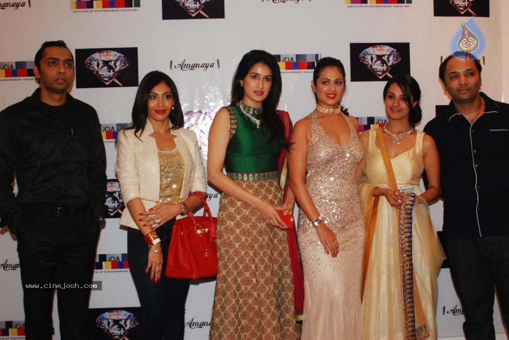 Amanaya Art n Sagar Samir IJ Fashion Show - 6 / 67 photos