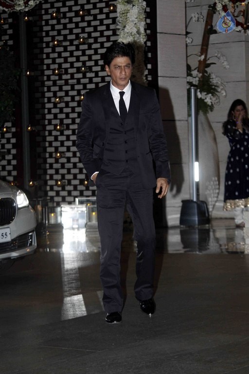 Ambanis Hosted Party for Harbhajan and Rohit Sharma - 34 / 70 photos