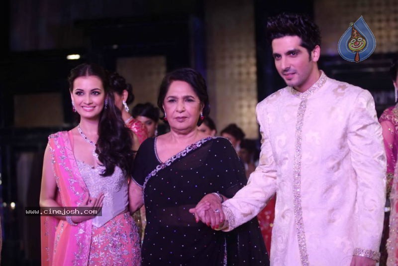 Aamby Valley Indian Bridal Week Day 2 - 17 / 74 photos