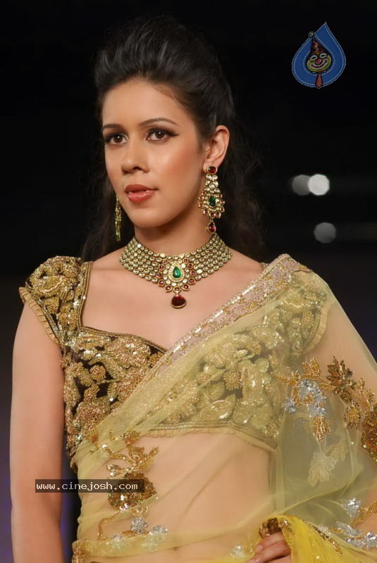 Aamby Valley Indian Bridal Week Day 2 - 20 / 74 photos
