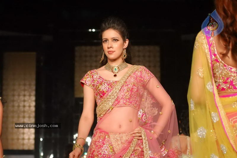 Aamby Valley Indian Bridal Week Day 2 - 22 / 74 photos