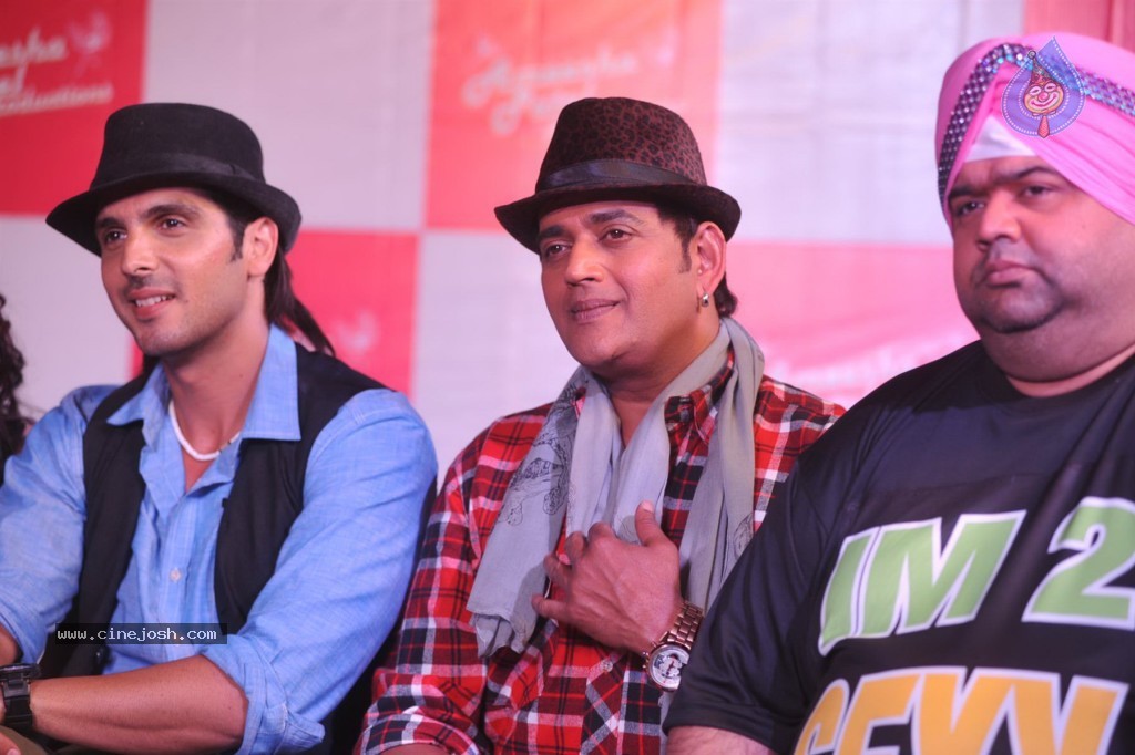 Ameesha Patel at Desi Magic Event - 13 / 45 photos