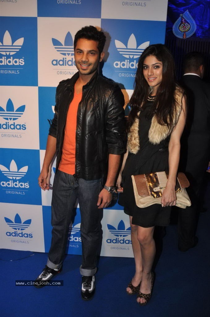 American Rapper Snoop Dogg Party - 70 / 114 photos