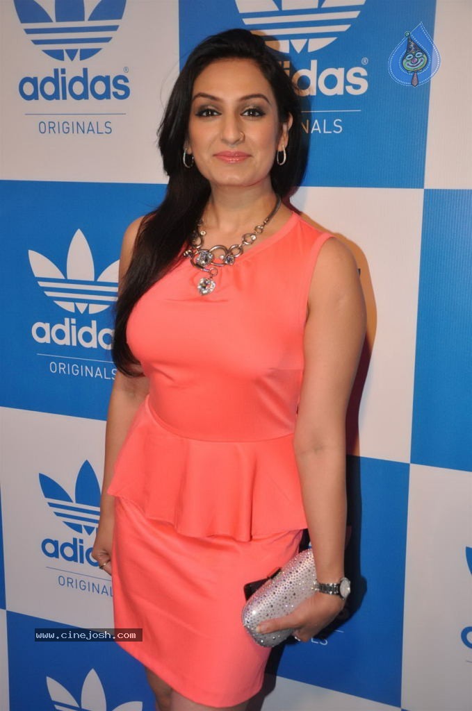 American Rapper Snoop Dogg Party - 94 / 114 photos