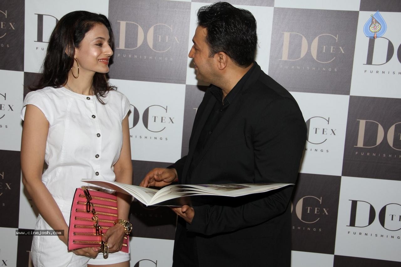 Amisha Patel at Luxury Comfort Event - 15 / 22 photos