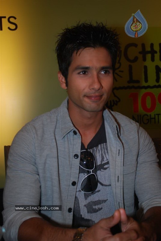 Amrita Rao,Shahid Kapoor At Swayamsiddh NGO Event - 20 / 35 photos