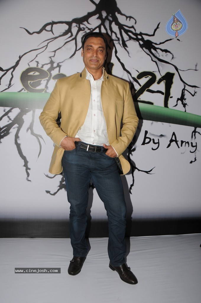 Amy Billimorias Eco Art Fashion Initiative Earth 21 - 51 / 73 photos