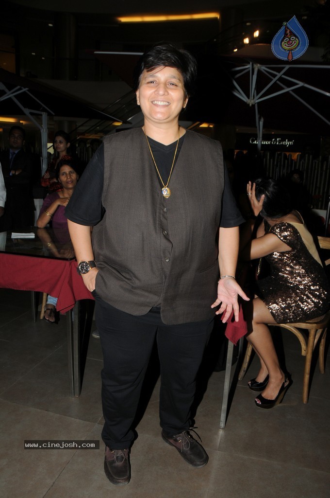 Amy Billimorias Eco Art Fashion Initiative Earth 21 - 66 / 73 photos