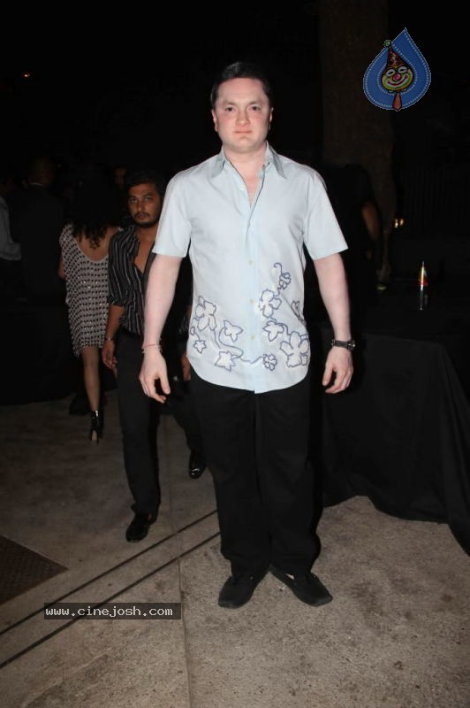 Anamika Khanna Show at Lakme Kick Start Party - 39 / 50 photos