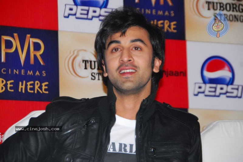 Anjaana Anjaani Movie Press Meet Photos - 35 / 55 photos