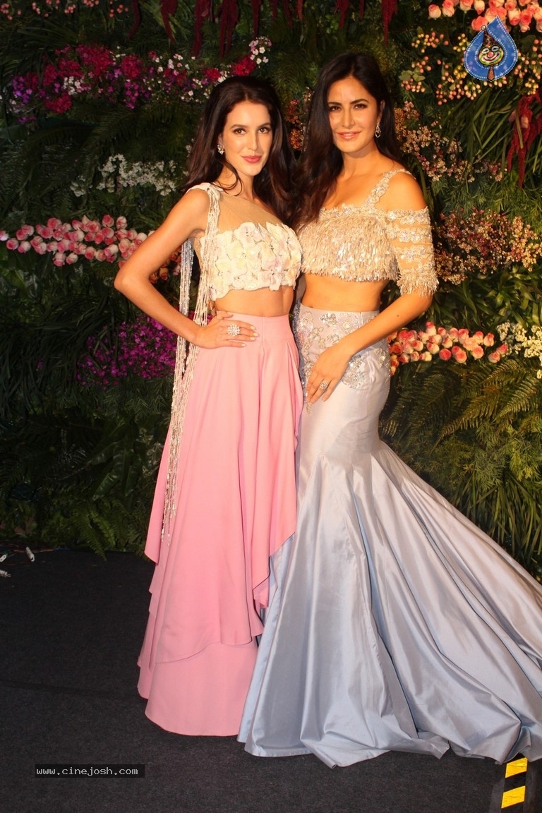 Anushka And Virat Wedding Celebration In Mumbai Set 2 - 51 / 84 photos