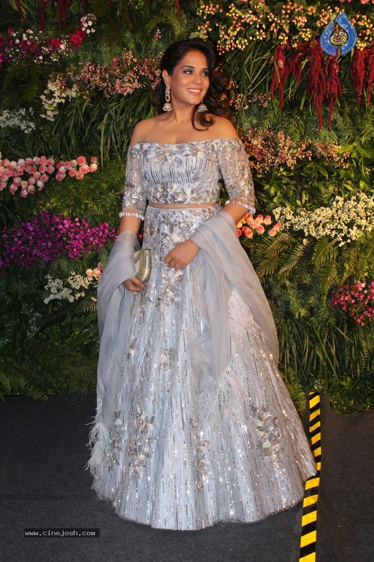 Anushka And Virat Wedding Celebration In Mumbai Set 2 - 53 / 84 photos