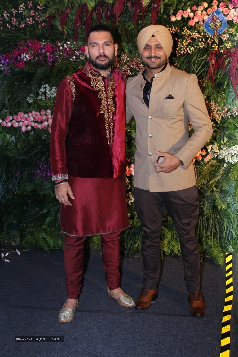Anushka And Virat Wedding Celebration In Mumbai Set 2 - 59 / 84 photos