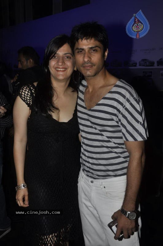 Aston Martin Launch Bash - 11 / 42 photos