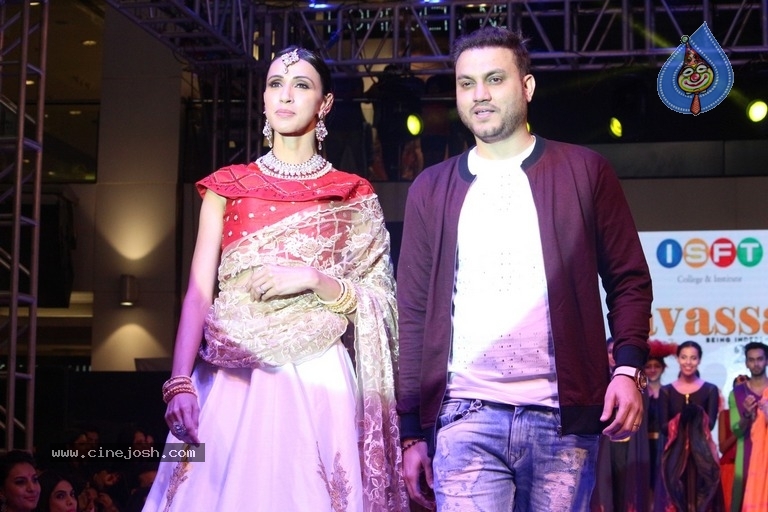 Avassa 2017 Fashion Show Photos - 19 / 50 photos