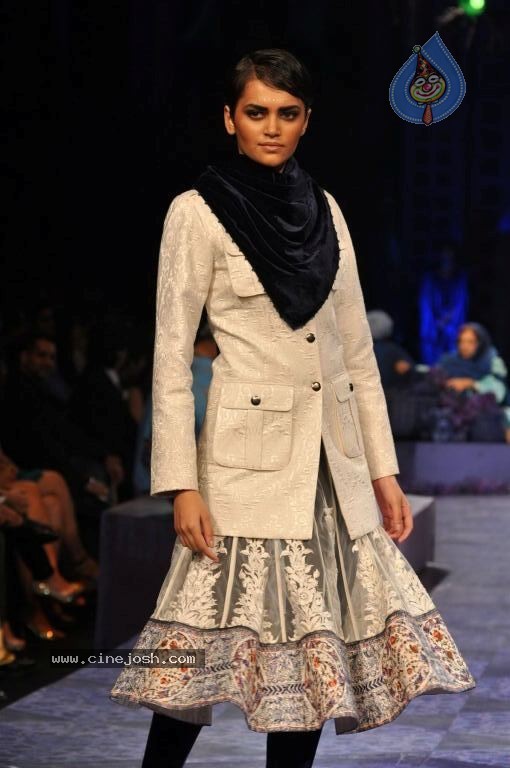 AVIBFW 2012 Grand Finale - 10 / 112 photos