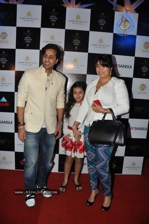 AVIBFW 2012 Grand Finale - 58 / 112 photos