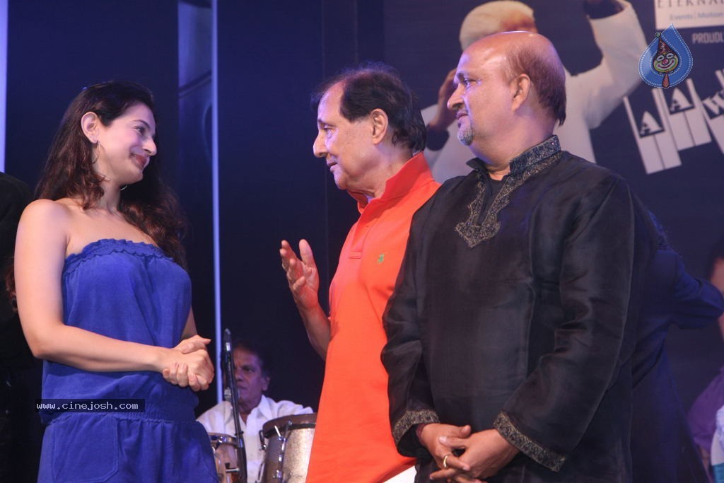 Awaaz Music Album Launch - 25 / 35 photos