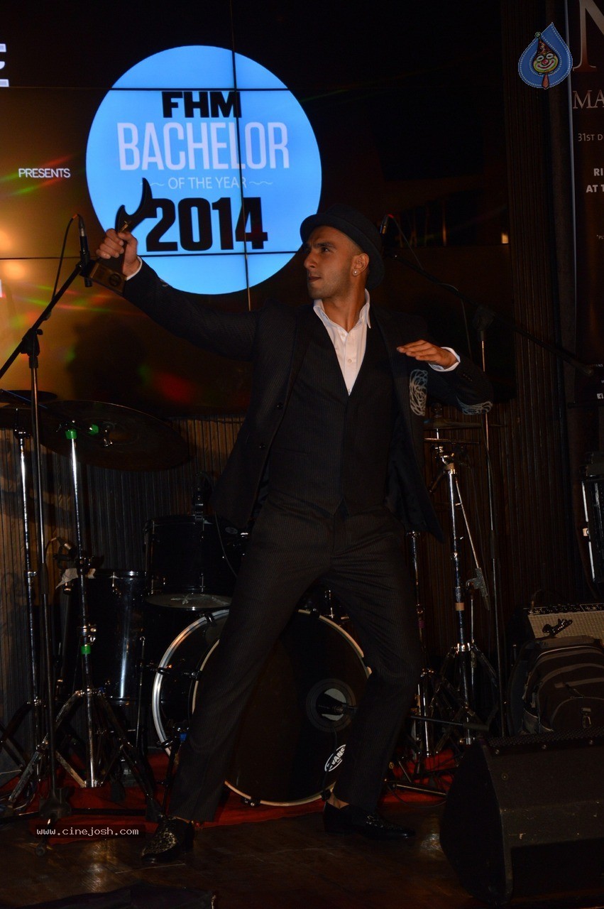 Axe Signature n FHM Bachelor of The Year 2014 Awards - 32 / 87 photos