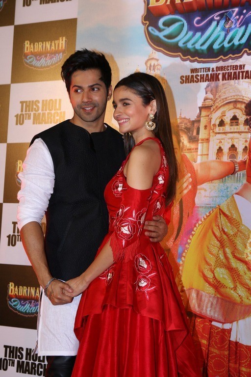 Badrinath Ki Dulhaniya Trailer Launch - 19 / 19 photos