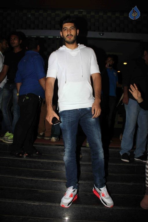 Bajrangi Bhaijaan Special Screening Photos - 39 / 42 photos