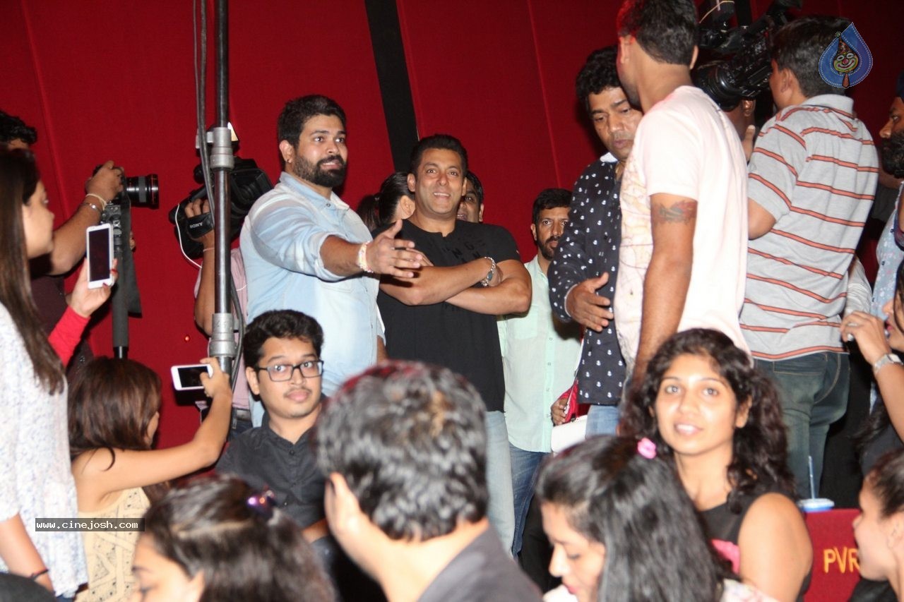 Bajrangi Bhaijaan Trailer Launch - 115 / 128 photos