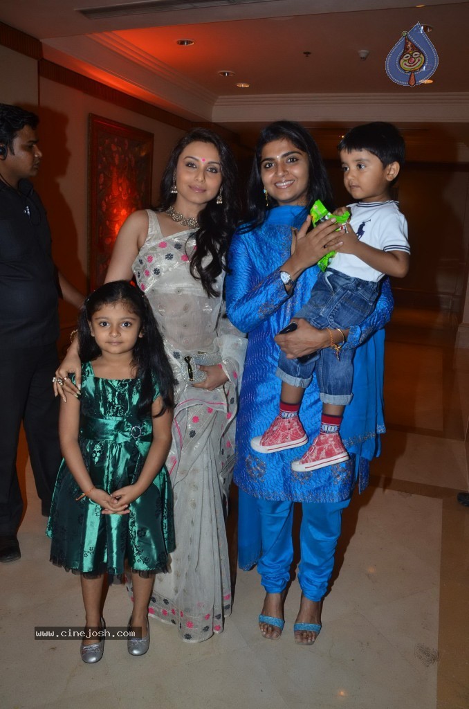 Bappa Lahiri Wedding Reception - 47 / 75 photos