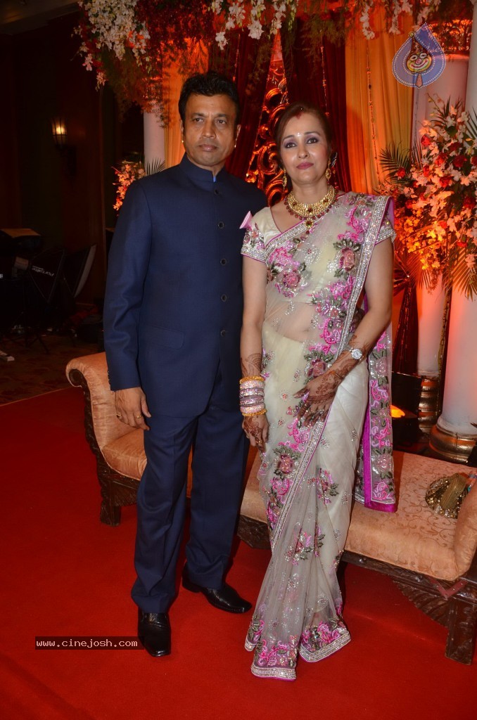 Bappa Lahiri Wedding Reception - 62 / 75 photos