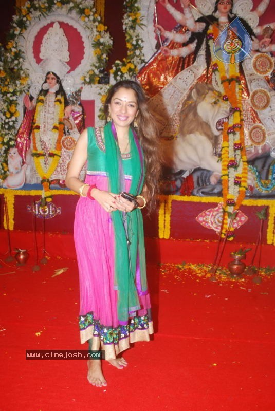 Bappi Lahiri Celebrates Durga Puja - 9 / 24 photos