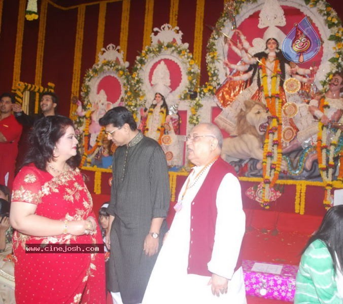Bappi Lahiri Celebrates Durga Puja - 13 / 24 photos