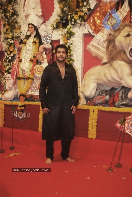Bappi Lahiri Celebrates Durga Puja - 15 / 24 photos