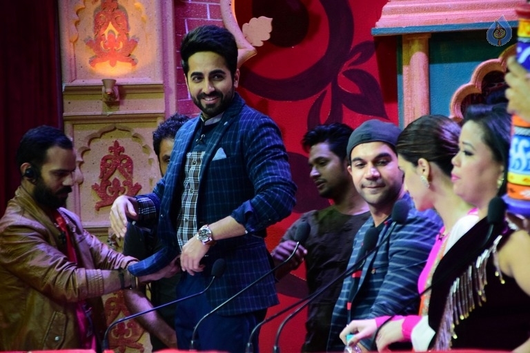 Bareilly Ki Barfi Team at TV Comedy Dangal - 11 / 41 photos