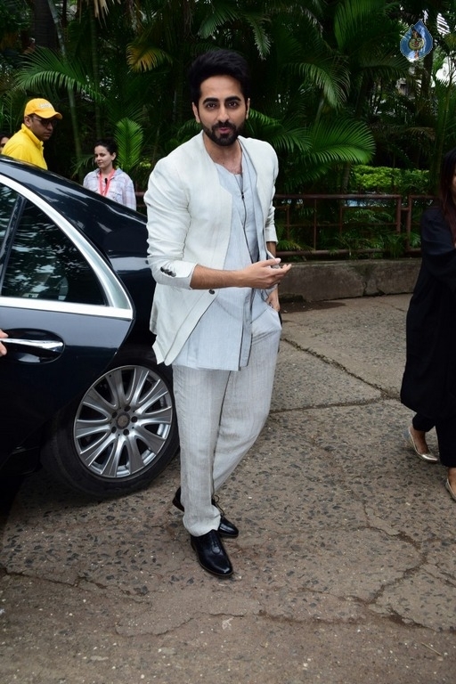 Bareilly Ki Barfi Team at TV Comedy Dangal - 26 / 41 photos