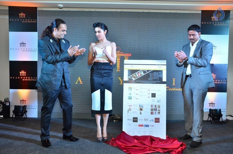 Beautypolis Launch Event - 16 / 21 photos
