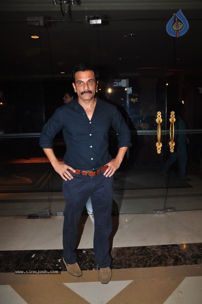 Bhag Milkha Bhag Success Party - 27 / 40 photos
