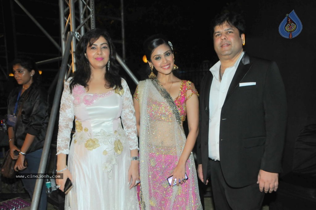 Bharat & Dorris Hair Styling and Make Up Awards - 26 / 70 photos