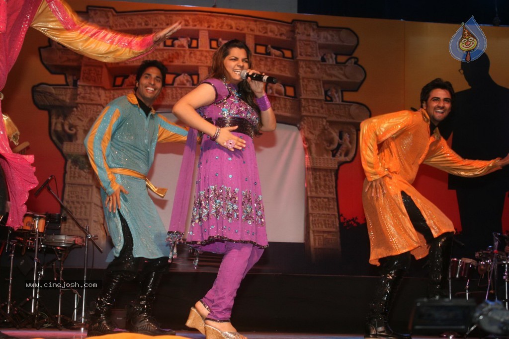 Bharat Ratna Dr. BR Ambedkar Awards 2012 - 9 / 88 photos