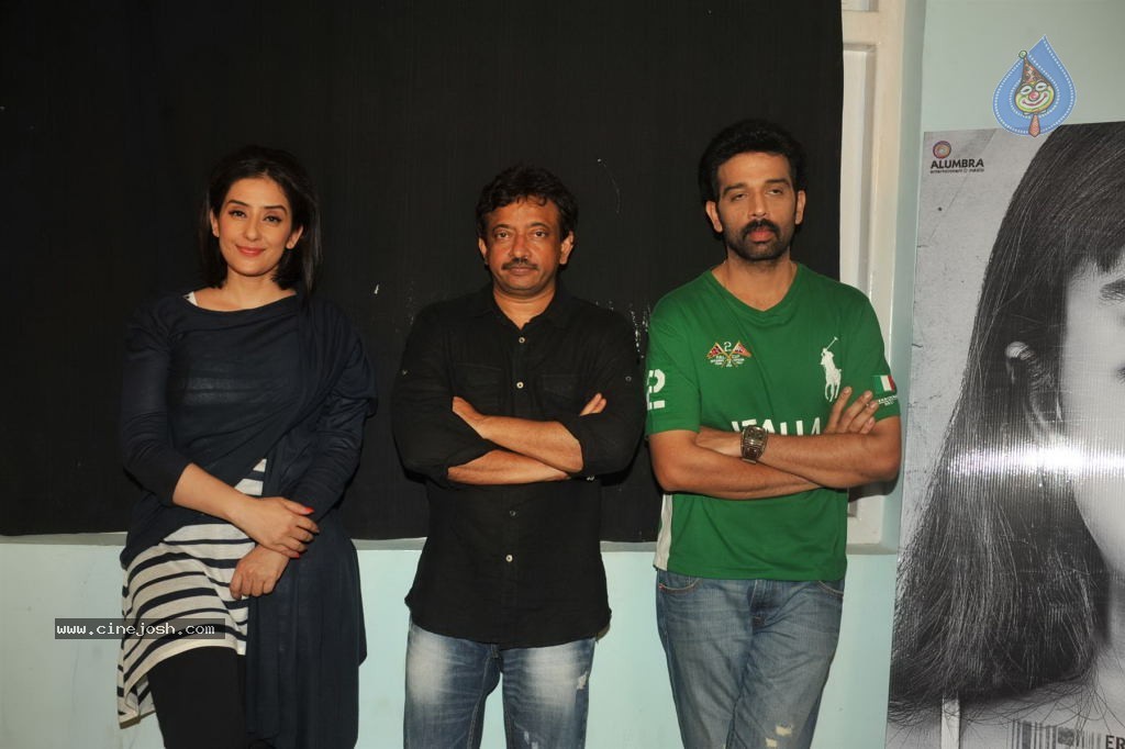 Bhoot Returns Press Meet - 12 / 37 photos