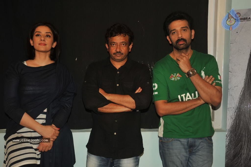 Bhoot Returns Press Meet - 24 / 37 photos