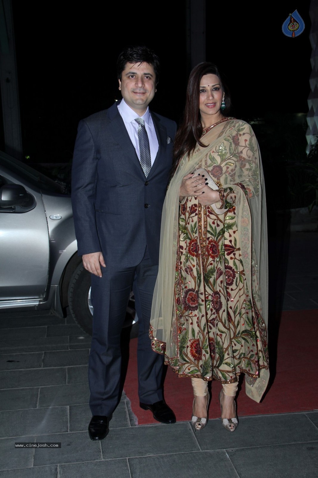 Bhushan Kumar Sister Tulasi Kumar Wedding Reception 01 - 97 / 121 photos