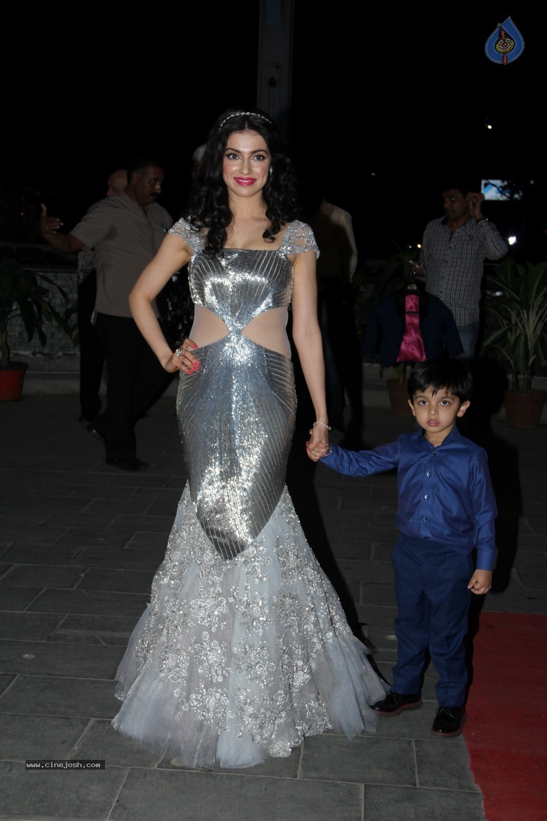 Bhushan Kumar Sister Tulasi Kumar Wedding Reception 02 - 22 / 119 photos