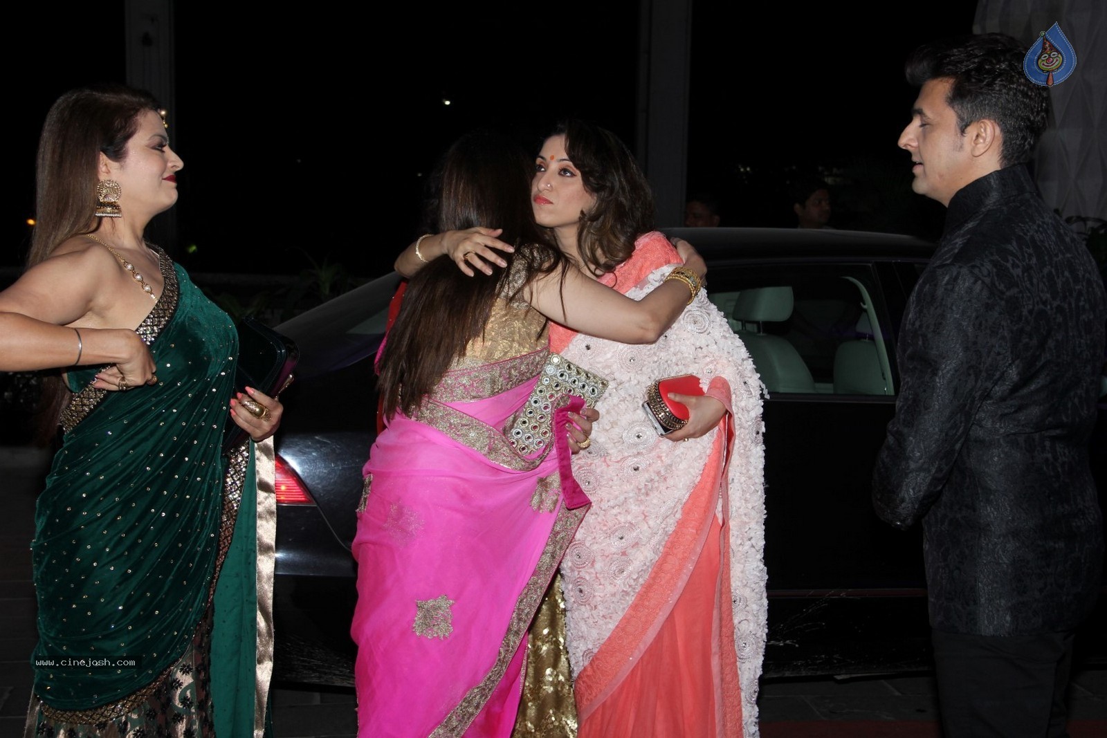 Bhushan Kumar Sister Tulasi Kumar Wedding Reception 03 - 34 / 59 photos