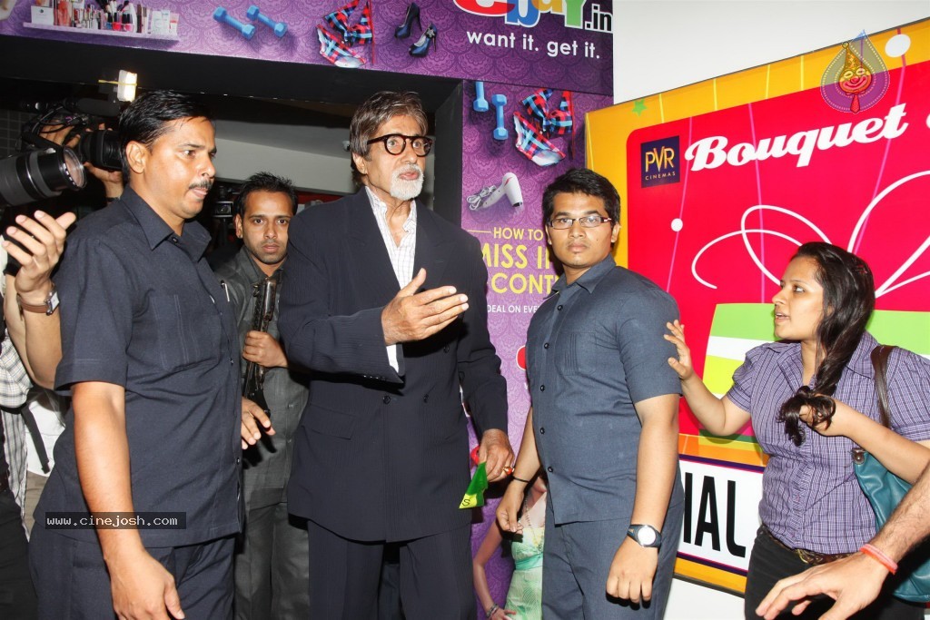 Big B at Eklavya Special Show - 19 / 31 photos